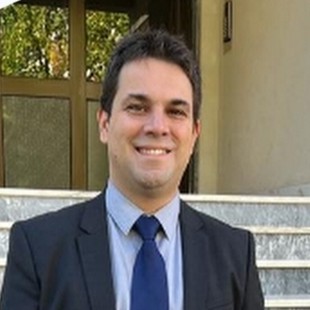 Dr. Jorge Fernandes